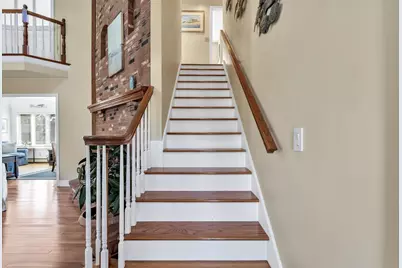 15 Iyanough Rd, Barnstable, MA 02601 - Photo 17