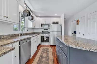 15 Iyanough Rd, Barnstable, MA 02601 - Photo 5