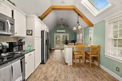 421 North Main Street, Raynham, MA 02767 - Photo 17