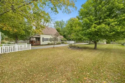 421 North Main Street, Raynham, MA 02767 - Photo 3