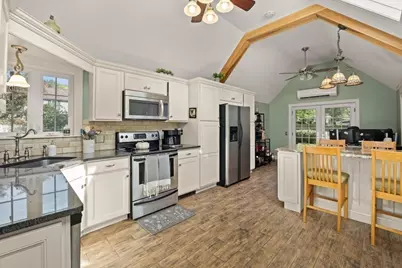 421 North Main Street, Raynham, MA 02767 - Photo 13
