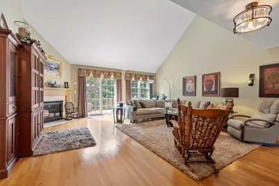 131 Ariel Circle #131, Sutton, MA 01590 - Photo 3