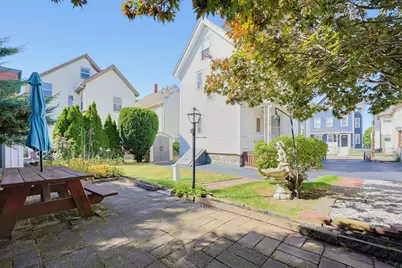 16 Kearney St, Malden, MA 02148 - Photo 5