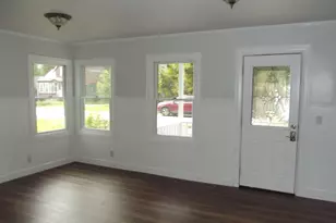 27 Elizabeth St, Lunenburg, MA 01462 - Photo 11