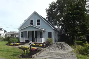 27 Elizabeth St, Lunenburg, MA 01462 - Photo 3