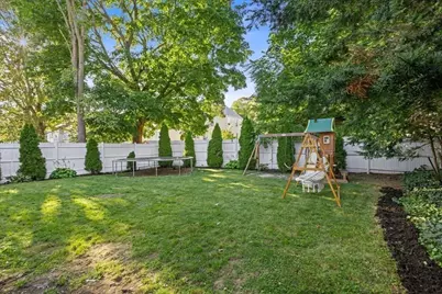 33 Ninth Ave, Haverhill, MA 01830 - Photo 35