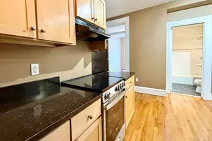 2 Arlington St, Cambridge, MA 02140 - Photo 7