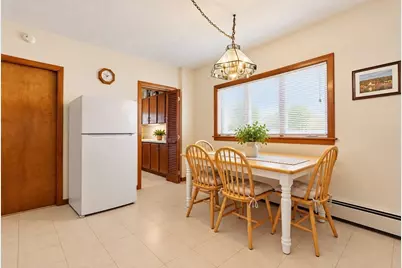 12 Kearney St, Malden, MA 02148 - Photo 5