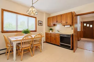 12 Kearney St, Malden, MA 02148 - Photo 15