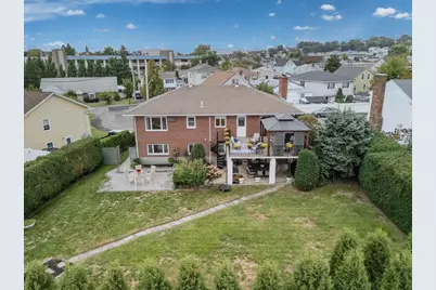 32 Robert Rd, Revere, MA 02151 - Photo 37