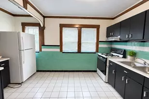 51 Dearborn St, Medford, MA 02155 - Photo 3