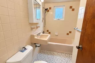 51 Dearborn St, Medford, MA 02155 - Photo 11