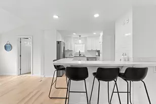 861 Pleasant St, Attleboro, MA 02703 - Photo 5