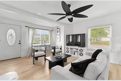 861 Pleasant St, Attleboro, MA 02703 - Photo 13