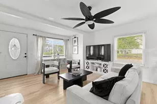 861 Pleasant St, Attleboro, MA 02703 - Photo 13