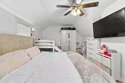861 Pleasant St, Attleboro, MA 02703 - Photo 15
