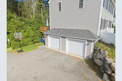 1687 Phillips Rd, New Bedford, MA 02745 - Photo 3