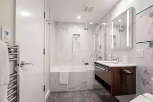 7 Warren Ave, Boston, MA 02116 - Photo 15