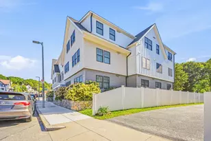 69 Cummins Hwy, Boston, MA 02131 - Photo 33