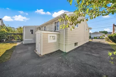 45 Sigourney St, Revere, MA 02151 - Photo 23