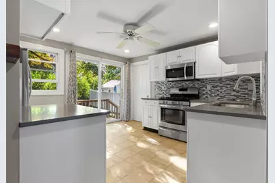 17-1/2 Pierce Ave. #17-1/2, Beverly, MA 01915 - Photo 9