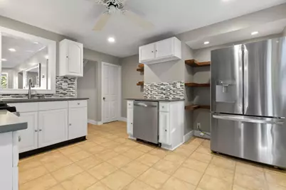 17-1/2 Pierce Ave. #17-1/2, Beverly, MA 01915 - Photo 11