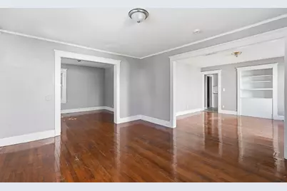 58-60 Bristol St, Springfield, MA 01109 - Photo 9