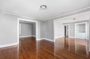 58-60 Bristol St, Springfield, MA 01109 - Photo 9