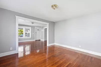 58-60 Bristol St, Springfield, MA 01109 - Photo 13