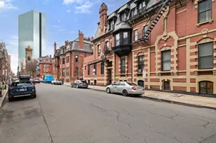 278 Clarendon St, Boston, MA 02116 - Photo 1