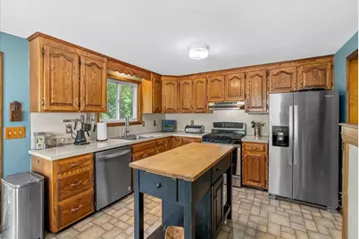 499 Harvard St, East Bridgewater, MA 02333 - Photo 5