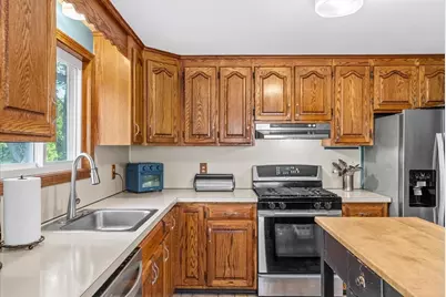 499 Harvard St, East Bridgewater, MA 02333 - Photo 7