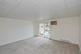 80 Damon Rd, Northampton, MA 01060 - Photo 3