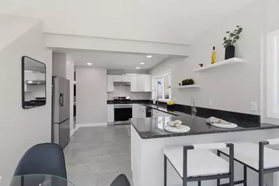 15 S Fairview St #3, Boston, MA 02131 - Photo 7
