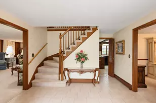 14 Huntingdon Rd, Lynnfield, MA 01940 - Photo 3
