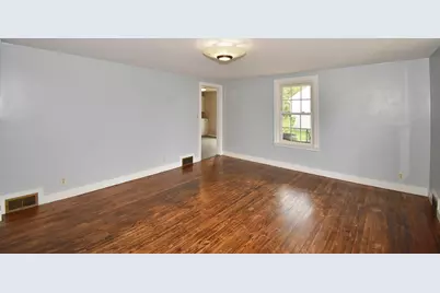 67 Temby St, Springfield, MA 01119 - Photo 15
