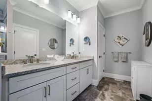 38 Weston Ln, Hopkinton, MA 01748 - Photo 11
