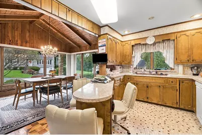 131 Valley Rd, Somerset, MA 02726 - Photo 21