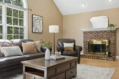 48 June St, Northbridge, MA 01534 - Photo 19