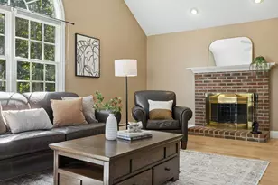 48 June St, Northbridge, MA 01534 - Photo 19