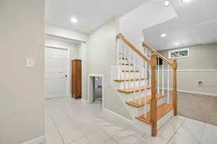 48 June St, Northbridge, MA 01534 - Photo 31