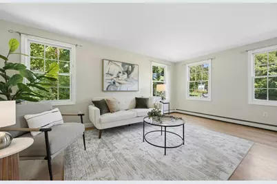 48 June St, Northbridge, MA 01534 - Photo 7