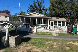 31 Tilton St, Lowell, MA 01850 - Photo 1