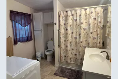 31 Tilton Street, Lowell, MA 01850 - Photo 9