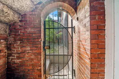 194 W Springfield St #1, Boston, MA 02118 - Photo 3