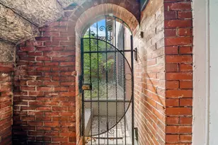 194 W Springfield St, Boston, MA 02118 - Photo 3