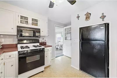 741 Varnum Ave, Lowell, MA 01854 - Photo 7