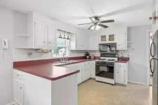 741 Varnum Ave, Lowell, MA 01854 - Photo 9