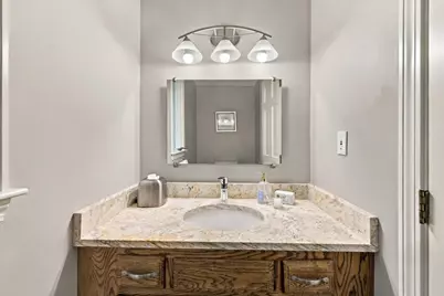 52 W Elm St, Hopkinton, MA 01748 - Photo 15