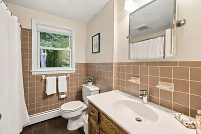 52 W Elm St, Hopkinton, MA 01748 - Photo 27